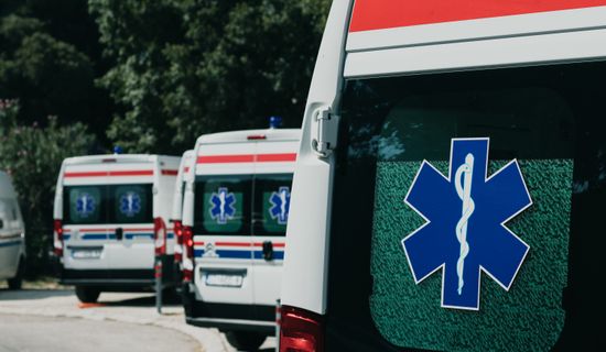 双河救护车转运病人过路高速收费吗?